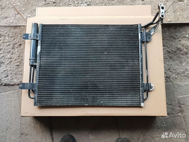 Радиатор кондиционера volkswagen tiguan