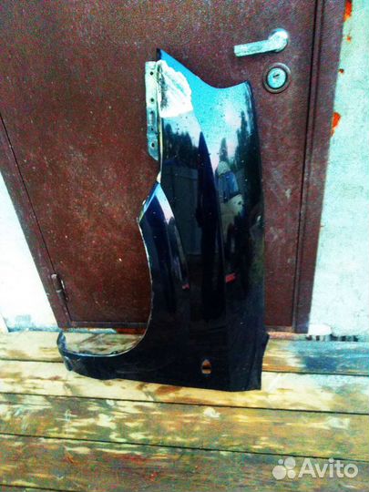 Крыло переднее левое Хендай Туссан 1