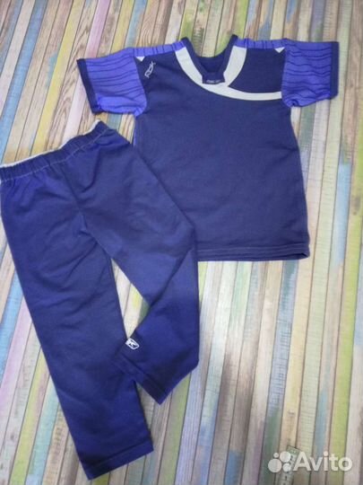 Спортивный тренеровочный костюм