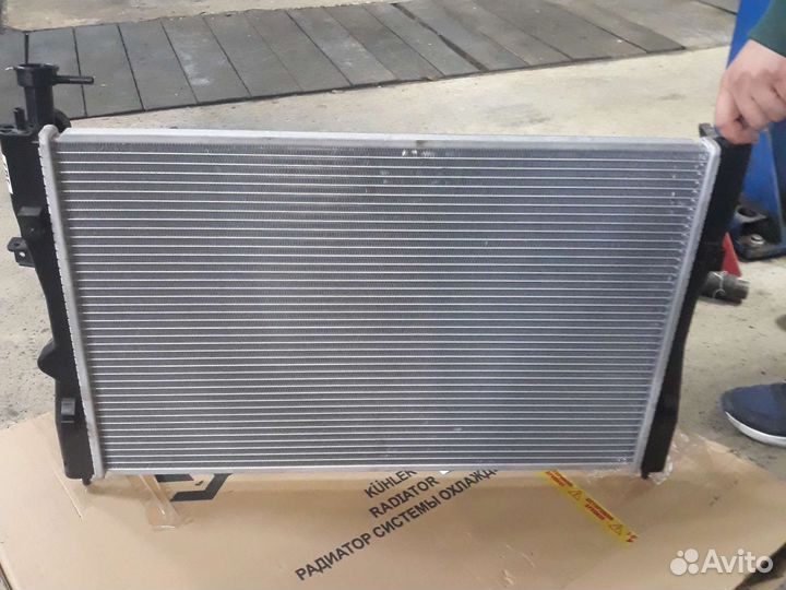 Радиатор охлаждения митсубиси кольт