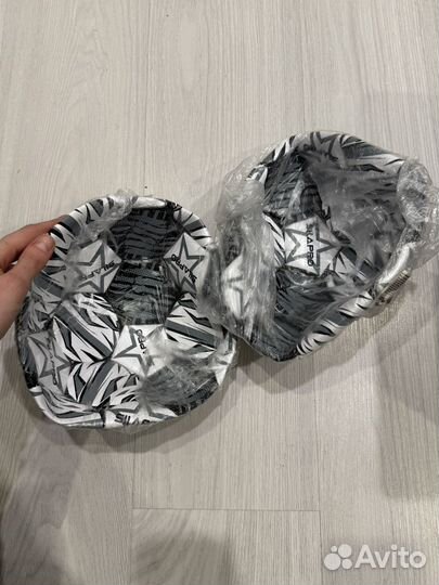 Футбольный мяч