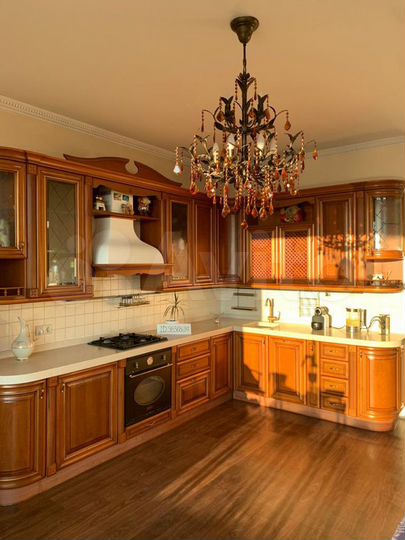 Дом 220 м² на участке 7 сот.