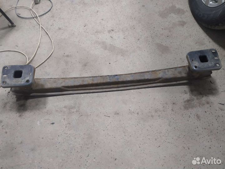 Усилитель заднего бампера ford focus 3