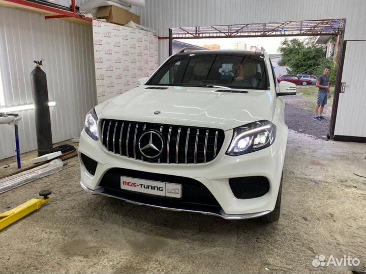 Решетка радиатора Mercedes GLS X166 GT-Style Хром
