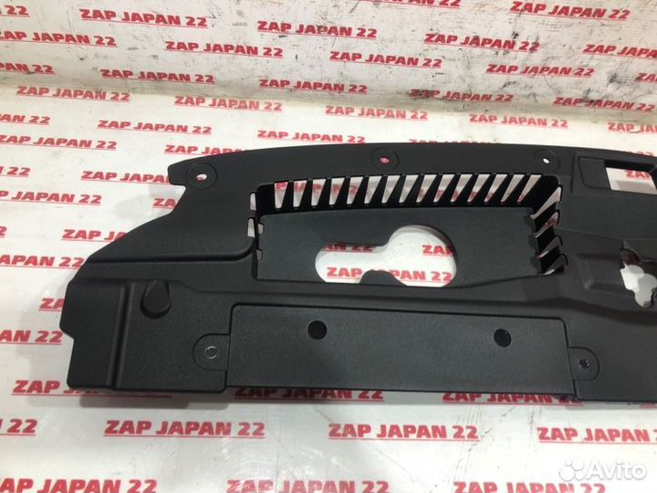 Накладка замка капота Mitsubishi Outlander GF