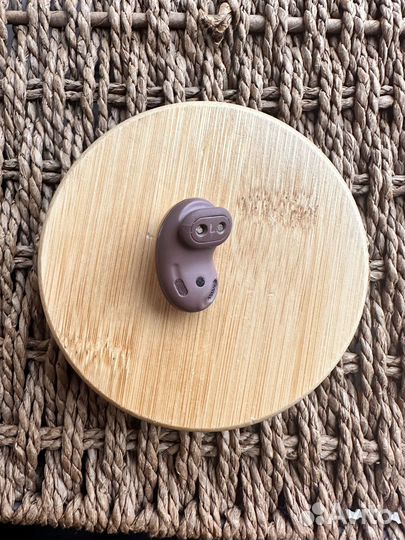 Левый наушник samsung buds live