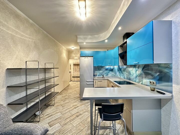 2-к. квартира, 67 м², 13/18 эт.