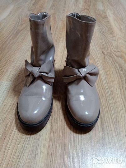 Ботинки весенние для девочки 36р