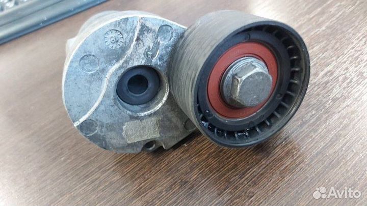 Натяжитель ремня Bmw X3 2.0D E83 N47 2009