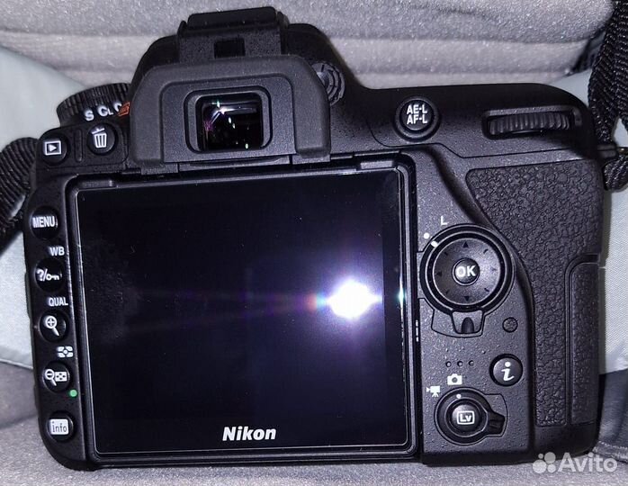 Nikon D7500 зеркальная камера
