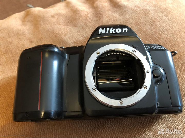 Пленочный фотоаппарат Nikon F-601m