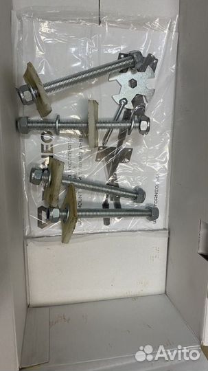 Турник настенный Torneo A-990WG 2020-21