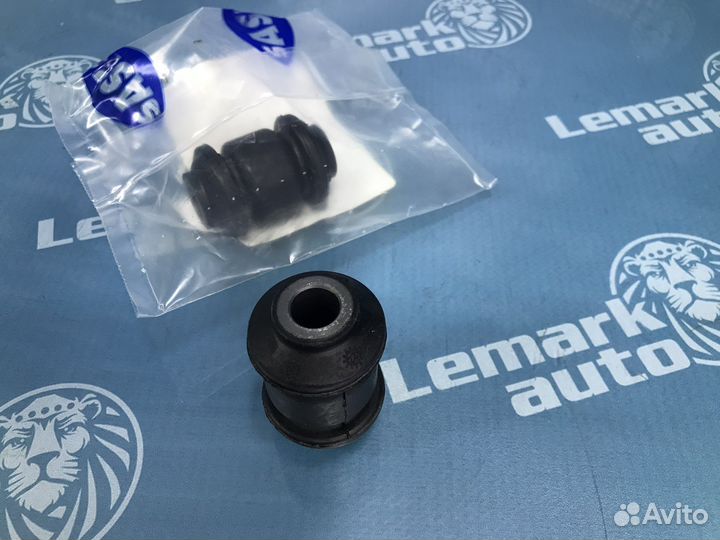 Сайлентблок рычага передний Audi A3