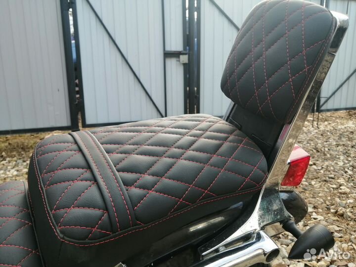 Suzuki VL 400 Intruder Classic