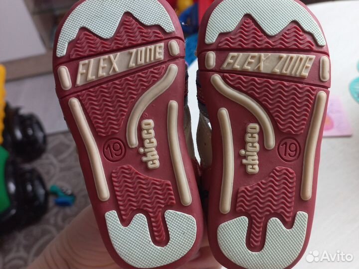 Сандалии детские для мальчиков Chicco