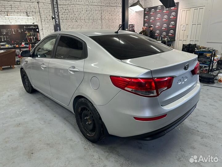 В разборе Kia Rio 3 QB 2011-2017 г. на бу Запчасти