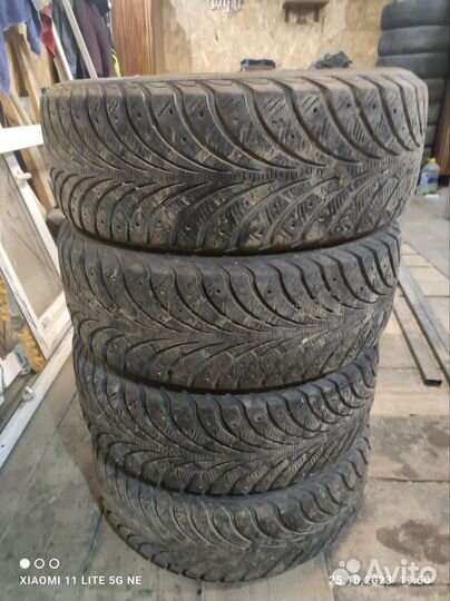 Goodyear UltraGrip Extreme 225/60 R17