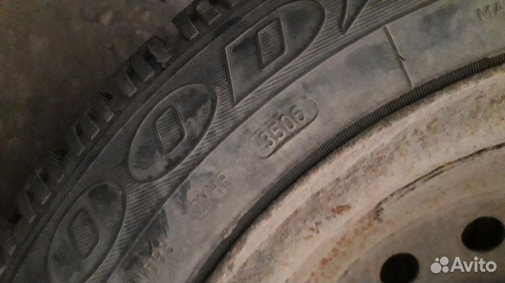 215/55 R16 goodyear UltraGrip 500 Зима Штампованны