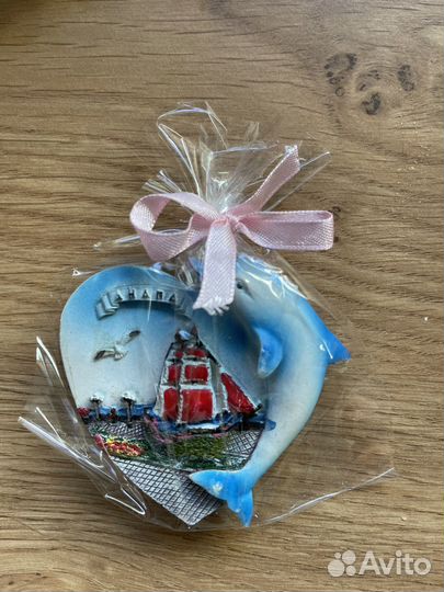 Магниты сувенирные на холодильник