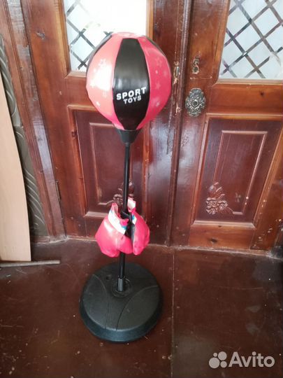 Боксерская груша напольная