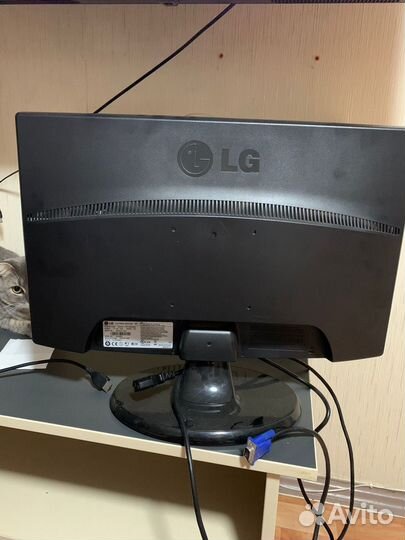 Монитор LG