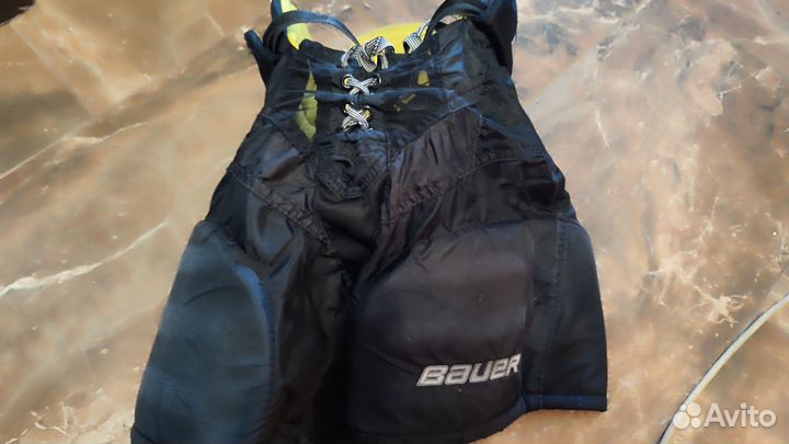 Коньки хоккейные