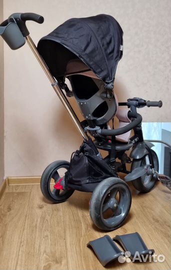 Детский велосипед трехколесный с ручкой Nuovita