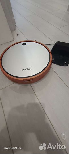 Робот пылесос