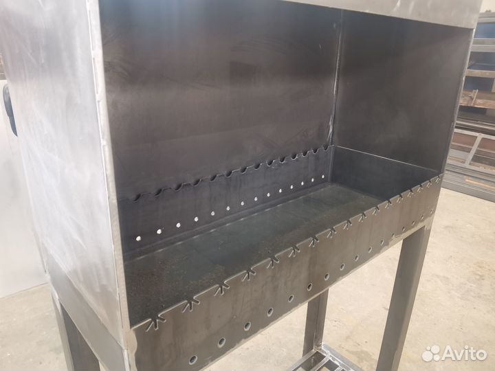 Мангал с вытяжкой