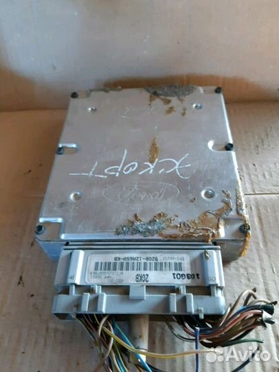 Блок управления двигателем 92GB12A650KB