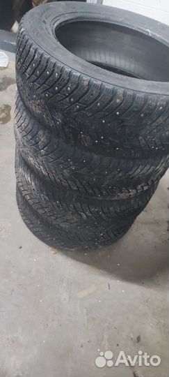 Nokian Tyres Hakkapeliitta 8 21.5/55 R17 98T