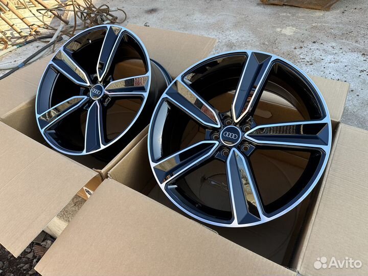 R20 Новые Диски Audi RS Style 5/112