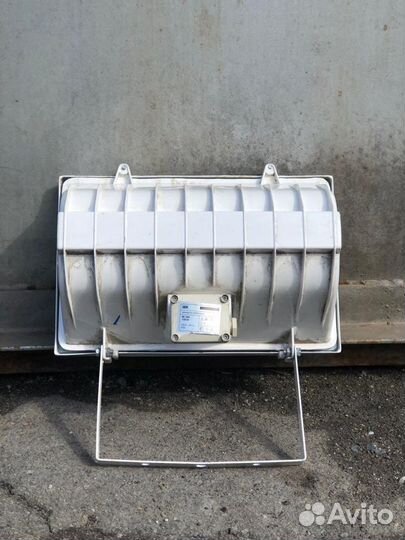 Прожектор галогенный IEK