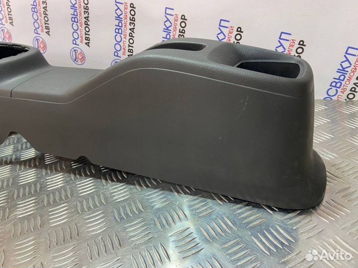 Консоль центральная Suzuki SX4 1