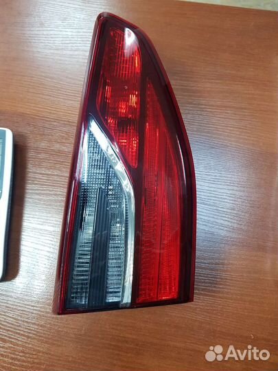 Фонарь внутренний левый Kia Ceed 2018 идеал