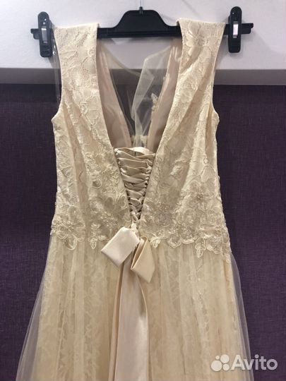 Вечернее платье