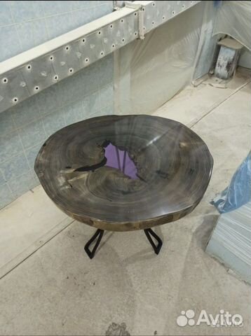 Журнальный столик из тополя