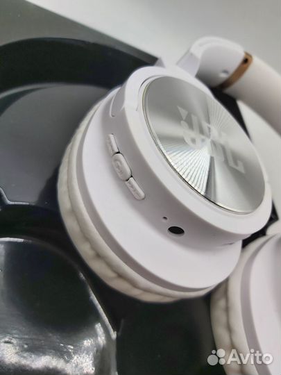 Наушники JBL