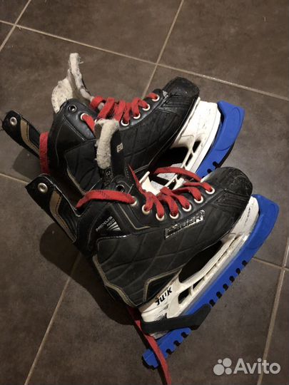 Хоккейные коньки bauer