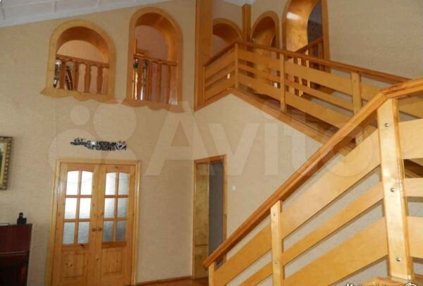 Дом 375,6 м² на участке 10,5 сот.