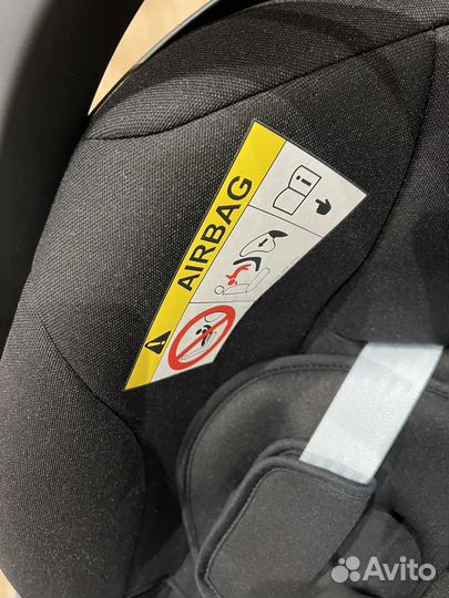 Автокресло cybex aton pure black 0+