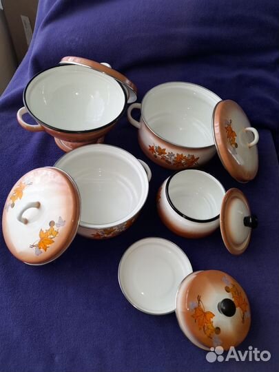 Сервиз столовый эмалированной посуды новый 5 предм