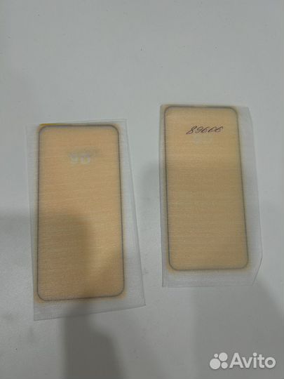 Защитное стекло iPhone 13