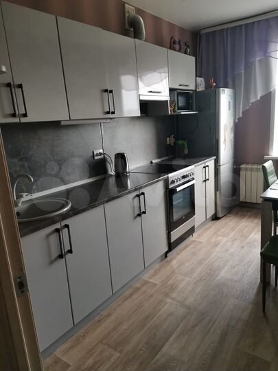4-к. квартира, 82,8 м², 10/10 эт.
