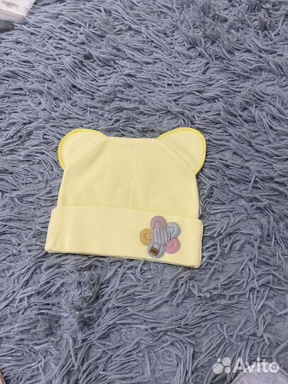 Шапка для девочки новые