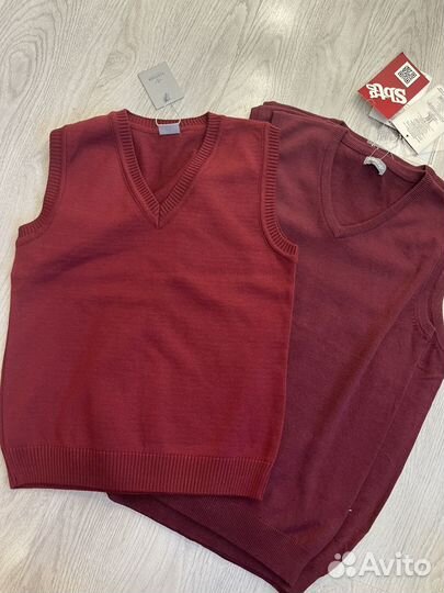 Жилет школьный новый