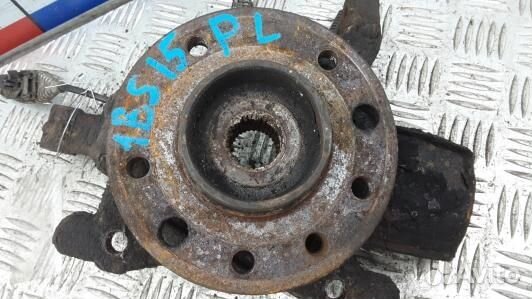 Ступица передняя левая opel zafira B (1BS15K901)