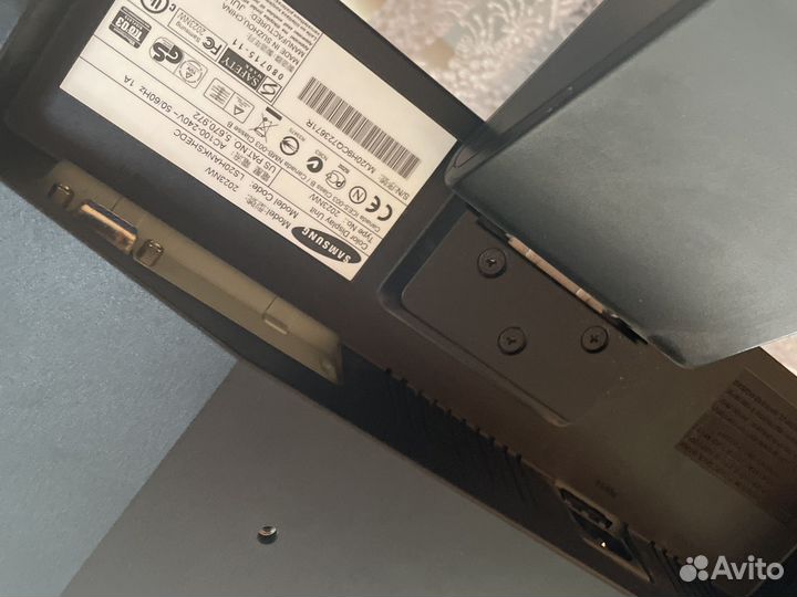 Монитор samsung syncmaster 2023nw