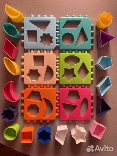 Развивающие игрушки для малышей