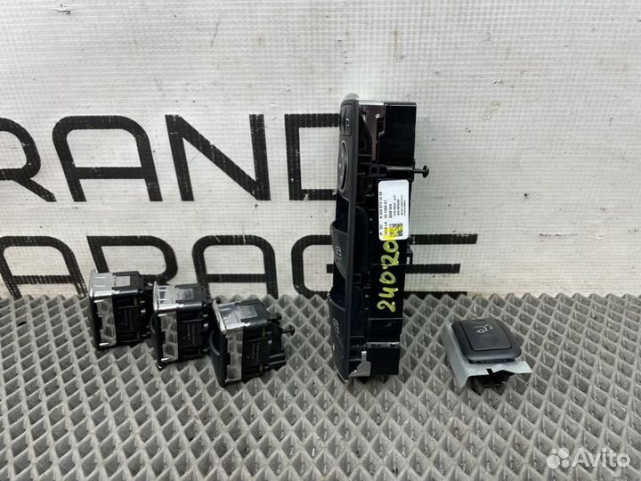 Блок стеклоподъемников Mercedes-Benz C-Class W204